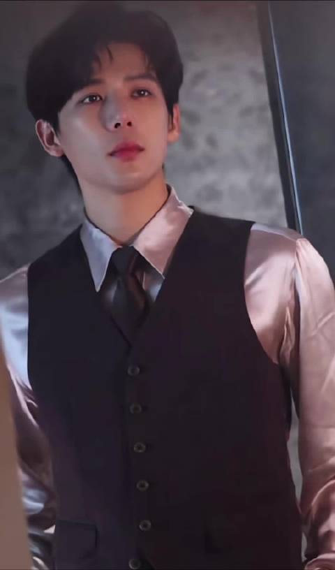 王安宇新剧演绎时间与治愈爱情故事