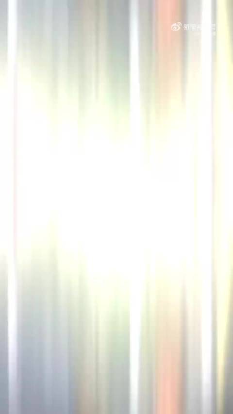 邓超现身《奋斗吧人生》片场,活力十足引热议