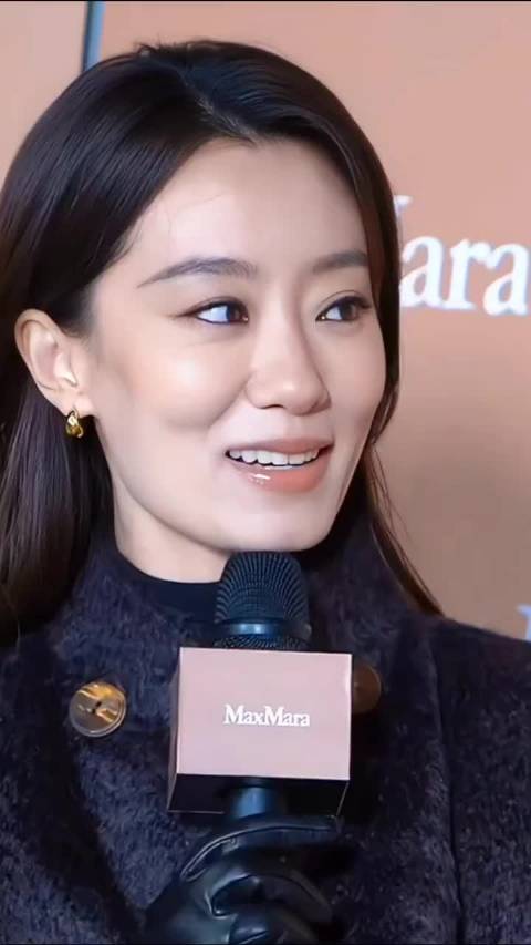 张小斐十年龙套终成影后，时间淬炼出百亿票房演员