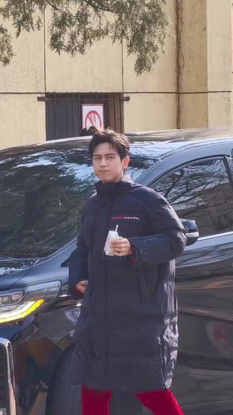 李现最新春晚联排路透 满分代言人