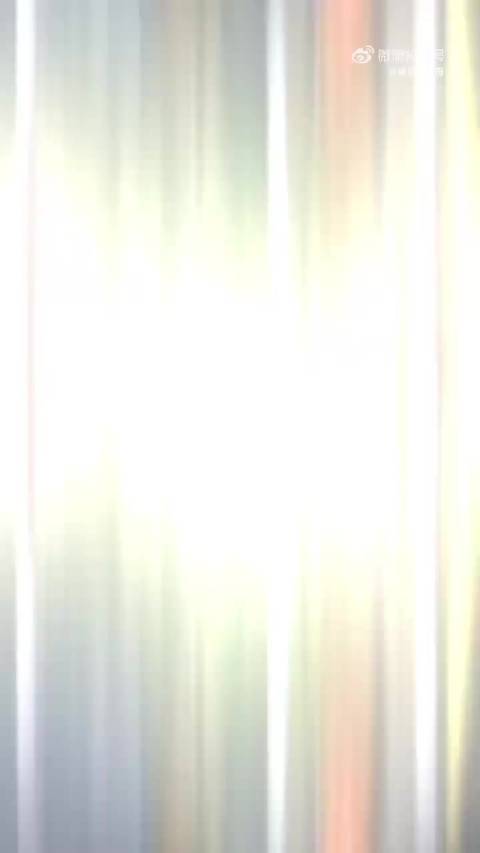 邓超四十七岁仍如新人般奋斗，上班路透展现满满正能量