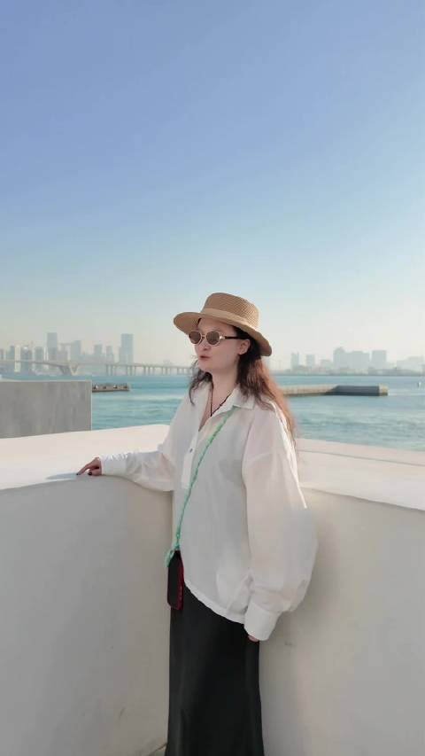 《阿布扎比卢浮宫》 一个很美很平静的地方