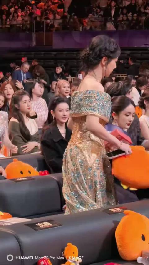 微博之夜 怼脸拍的杨紫这么美微博之夜微博之夜名场面