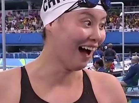 傅园慧那种自在舒展的气质，真值得我用一生去揣摩！社交牛逼症