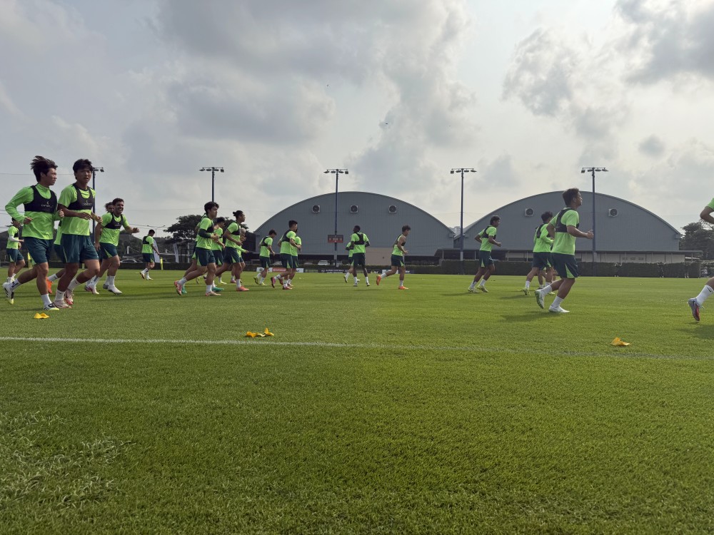 懂球帝在现场丨国安球员训练投入程度高，球队明日约战新鹏城