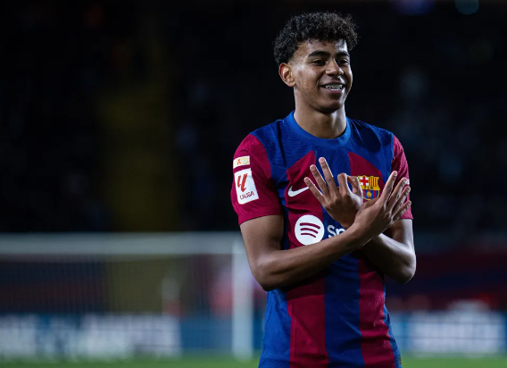 亚马尔是西甲第四年轻单季进球上双者，最年轻的是博扬