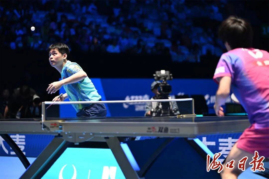 林诗栋无缘半决赛　国乒女队3人进四强_海口_孙颖莎_王楚钦