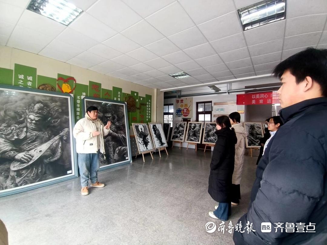 以美润心，向美而行！美育进校园新年画展在烟台十四中举行