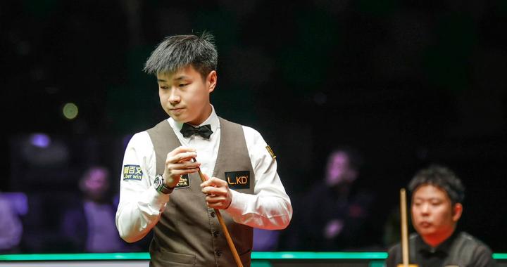 斯诺克世界大奖赛赵心童夺冠