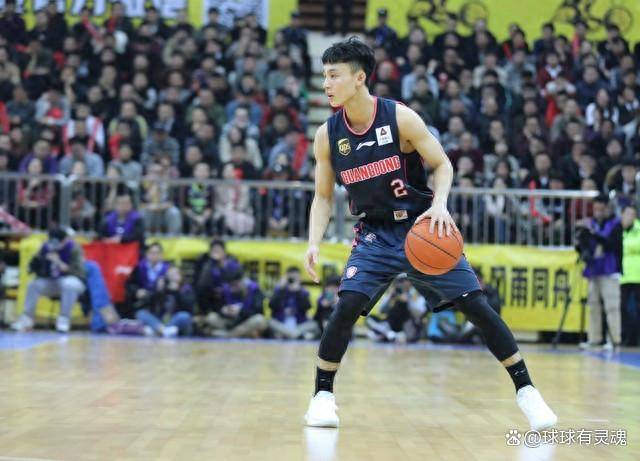 球衣销量榜大洗牌:徐杰登顶，广东霸榜，辽篮“人气王朝”告急?_辽宁队_赵继伟_辽宁