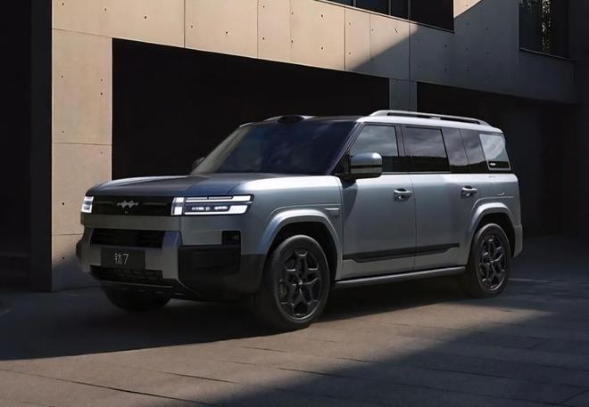 方程豹豹7纯电版申报信息曝光 新增双电机四驱车型