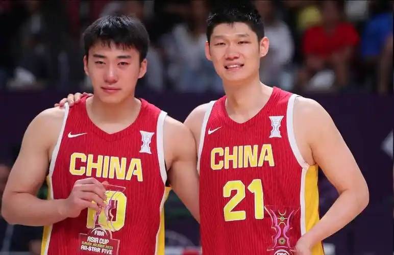 胡金秋:以“高效终结空间属性”为核心,已达到CBA顶级内线水平