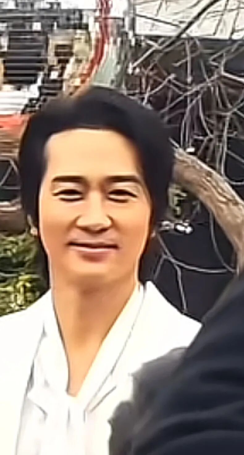 她前男友，快变成女人了！