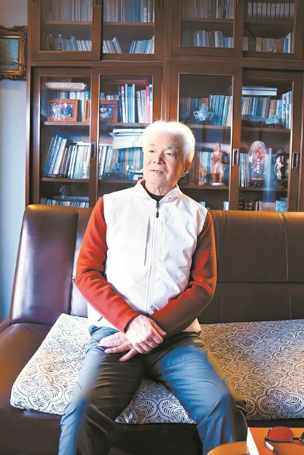 张戈近影 金妍芝 摄