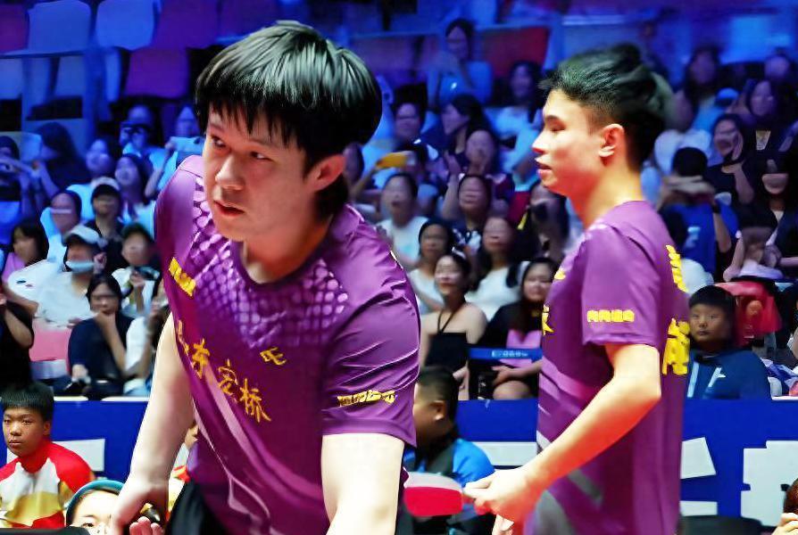 乒超联赛:王楚钦第一次输球!双打苦战5局被翻盘,搭档周启豪输了
