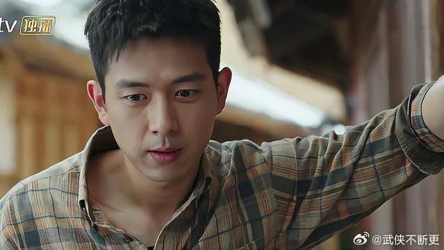 谢之遥对红豆献殷勤，红豆直球发言，阿奶瞬间笑喷