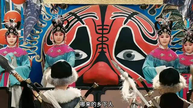 初到上海的一龙二奎，当即忘记师傅的叮嘱，誓要夺回匾