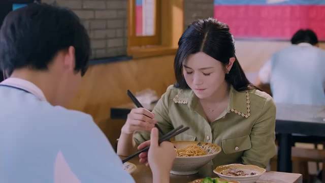 狙击蝴蝶：李雾不想岑矜把自己当小孩，早已经动心，爱上了岑矜！