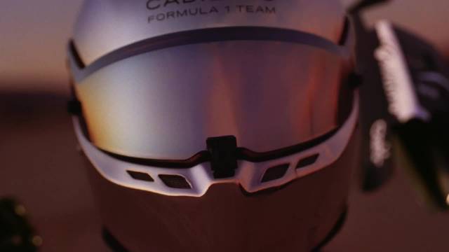 凯迪拉克车队的2026赛季F1赛车涂装预告～白黑色系