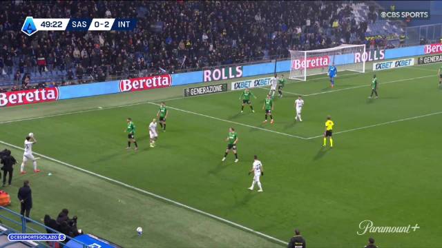 劳塔罗破门助国米3-0萨索洛，并列队史射手榜第三