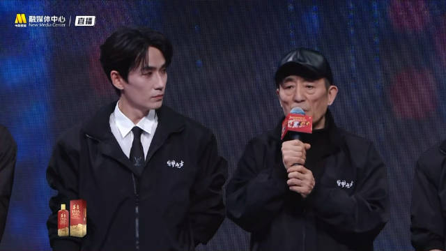 张艺谋坦言早想与朱一龙合作，赞其爆发力强