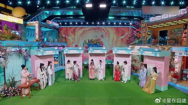 侯明昊周也护心版“怦然心动”，对视超默契，太甜了