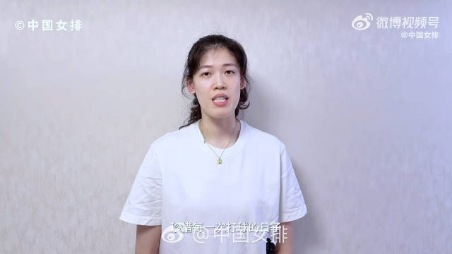 中国女排官方微博今日发布年终总结！