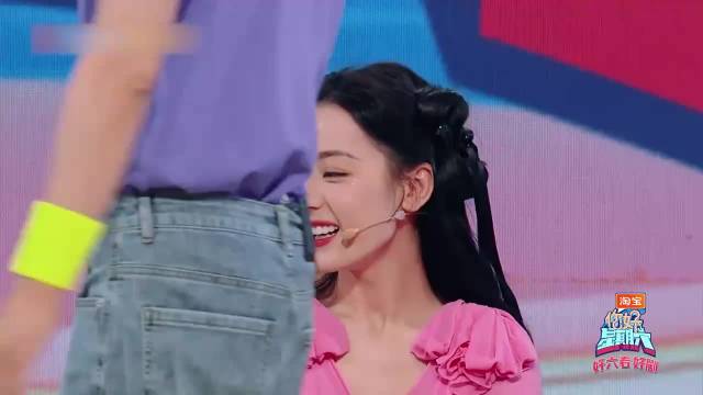 杨迪和塑料袋的共同点？杨迪听到后，自己都笑了