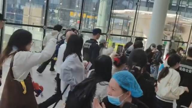 林诗栋 不要气馁突破自己是人生永恒的主题 加油小石头！