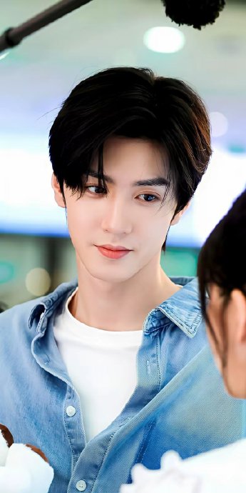 杨迪和陈哲远的这次合作对双方的形象产生了什么影响？