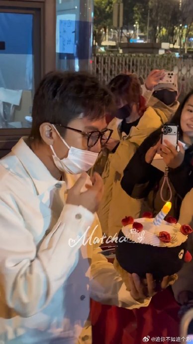 邓超过去还有哪些被粉丝或队友整蛊的‘被耍’名场面？