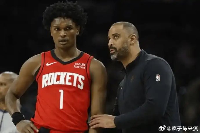 火箭队主教练乌度卡如何使用球员2K能力值来制定战术？