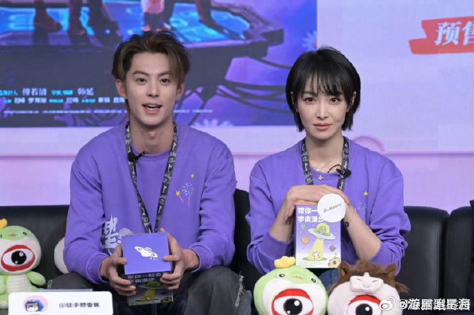 王鹤棣和宋茜透露的穿着30斤宇航服拍跳楼戏的幕后是怎样的？