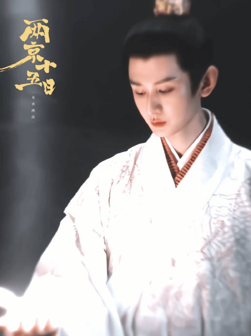 对于演员频繁拍摄动作戏，剧组通常有哪些安全保障措施？