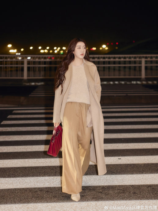 陈梦解锁米兰新身份：从时装周嘉宾到冬奥使者，造型美出圈