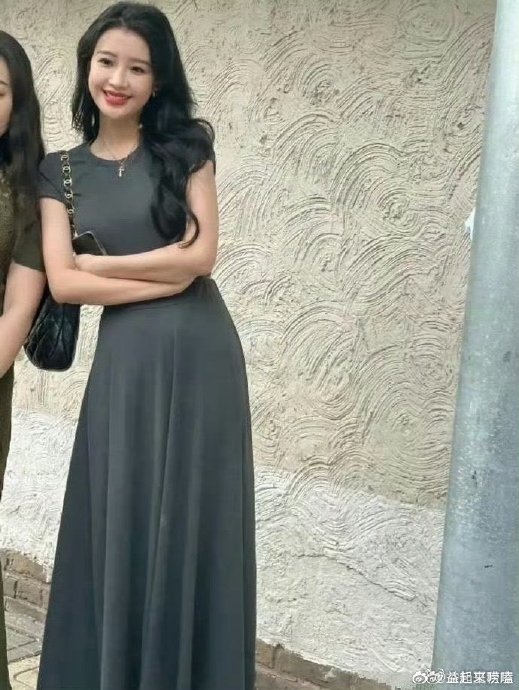 孙怡是如何通过造型和风格，来中和身高可能带来的凌厉感的？