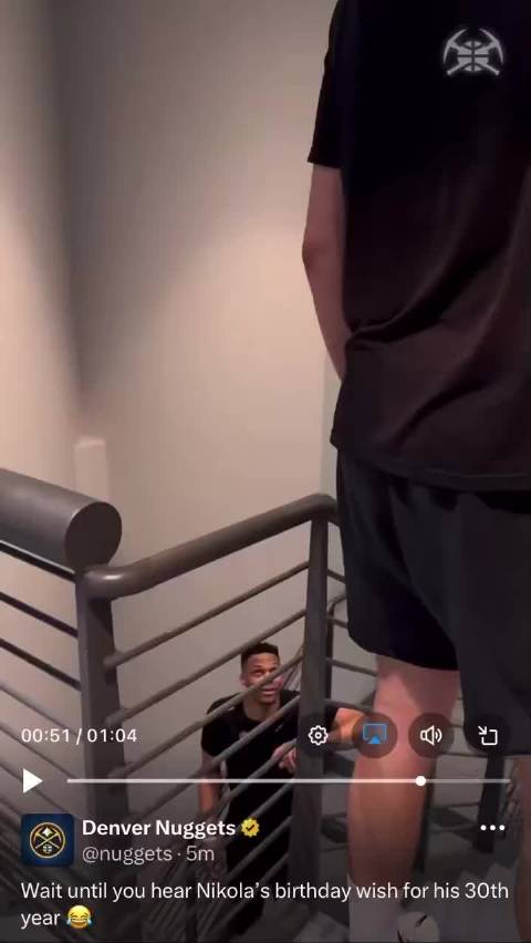 尼古拉·约基奇对拉塞尔·威斯布鲁克说