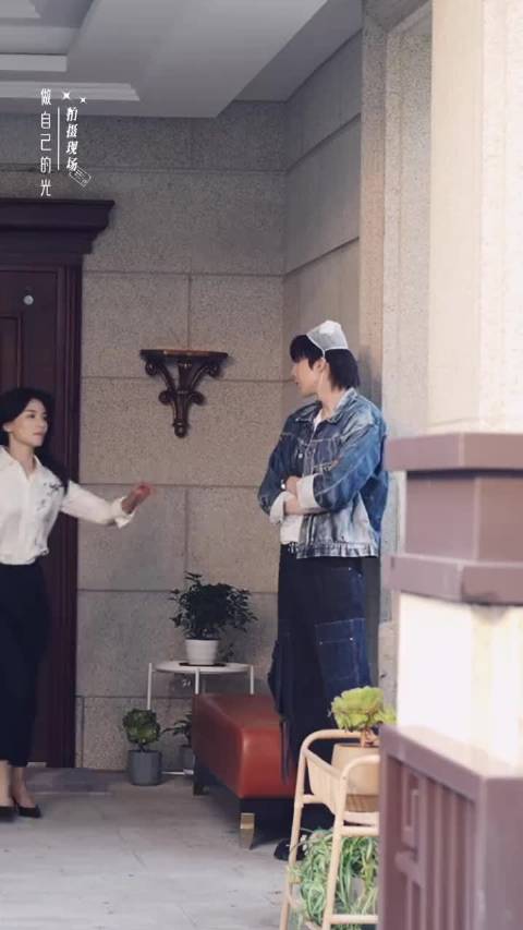 拍戏现场，搞笑场面，刘涛笑翻