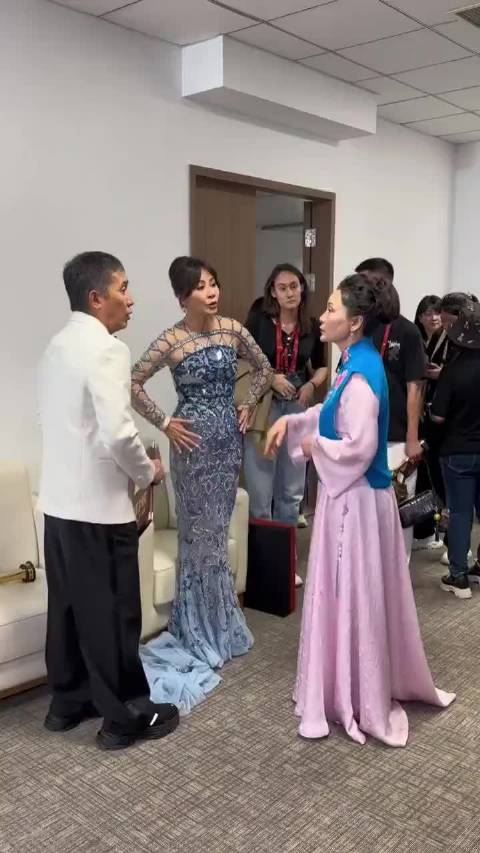 刘嘉玲介绍梁朝伟何赛飞相识，两人惊觉曾合作色戒