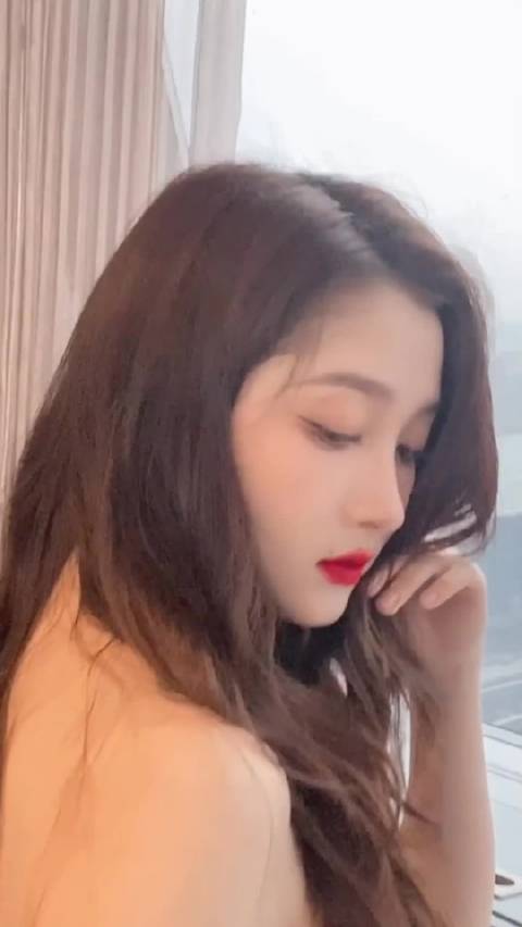 gxt 关晓彤晴也 gxt关晓彤耀眼 无端天与娉婷，夜月一帘幽梦，春风十里柔情