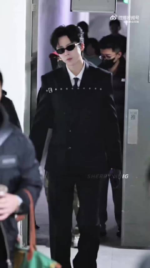 刘宇宁以OST主理人加盟嗨六，190cm气场全开