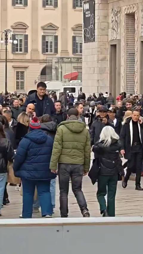 姚明这身高，不管在哪里都是焦点