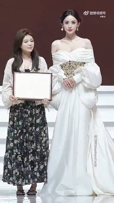 娜扎和普通美女