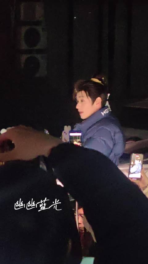 甄选说到做到，再贴车就躲起来