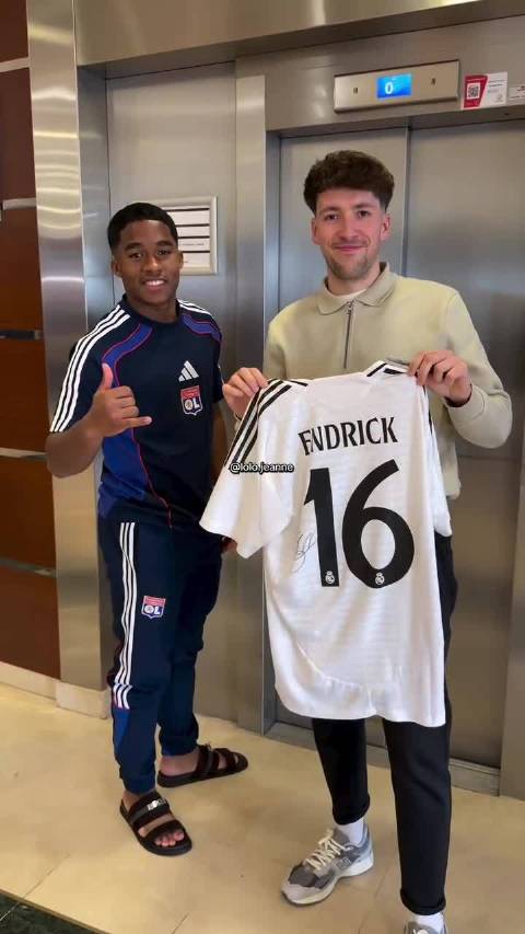 恩德里克连场进球，清爽发型助力状态提升