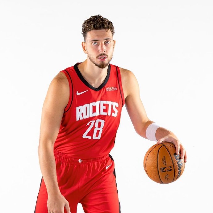 火箭申京递补亚历山大！土耳其篮球第一人创历史