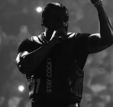 Drake新歌片段泄露，嘲讽同行并回应行尸走肉传闻