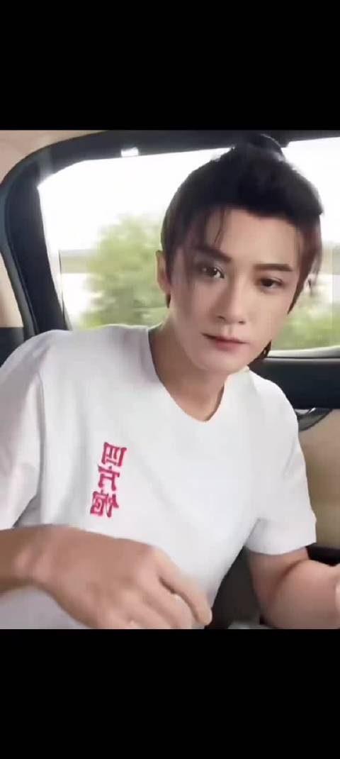 jct檀健次谢却山 元莫版手指舞 好可愛 多寶多寶~可以敲碗來個却山版的嗎？