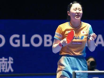 表情包刷屏！张本美和陷入绝境，王曼昱守台惊艳全场，堪称坚不可摧的铜墙铁壁