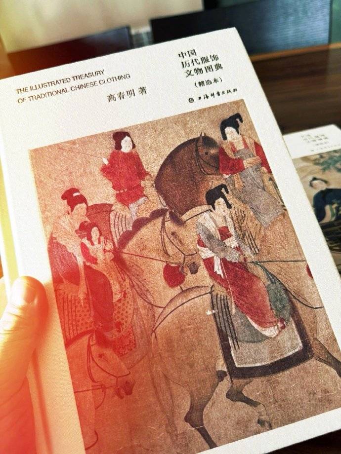 于正发长文称自己是最优秀的制作人 表示对近三年的作品都很满意